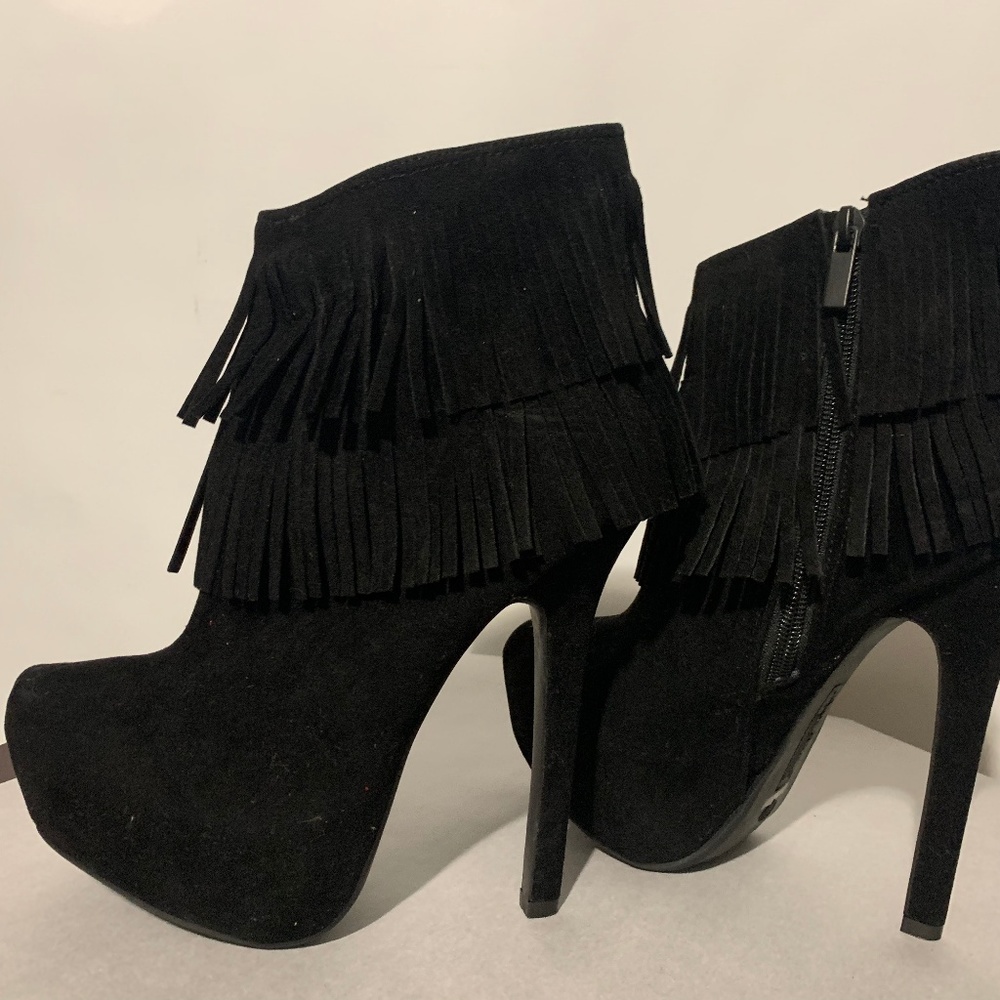Anne Michele fringed ankle boot